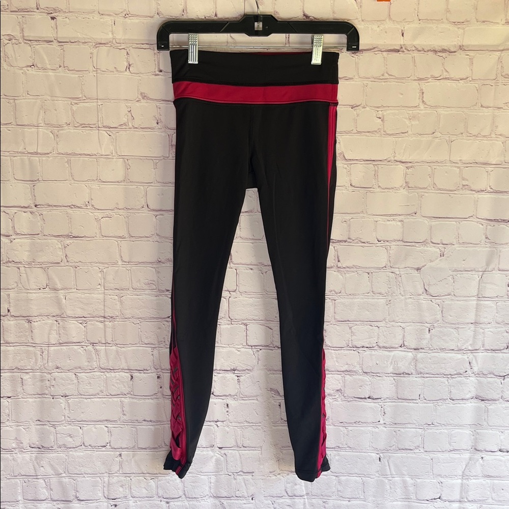 Lululemon Athletica Black and‎ Pink leggings Woman’s Size 2